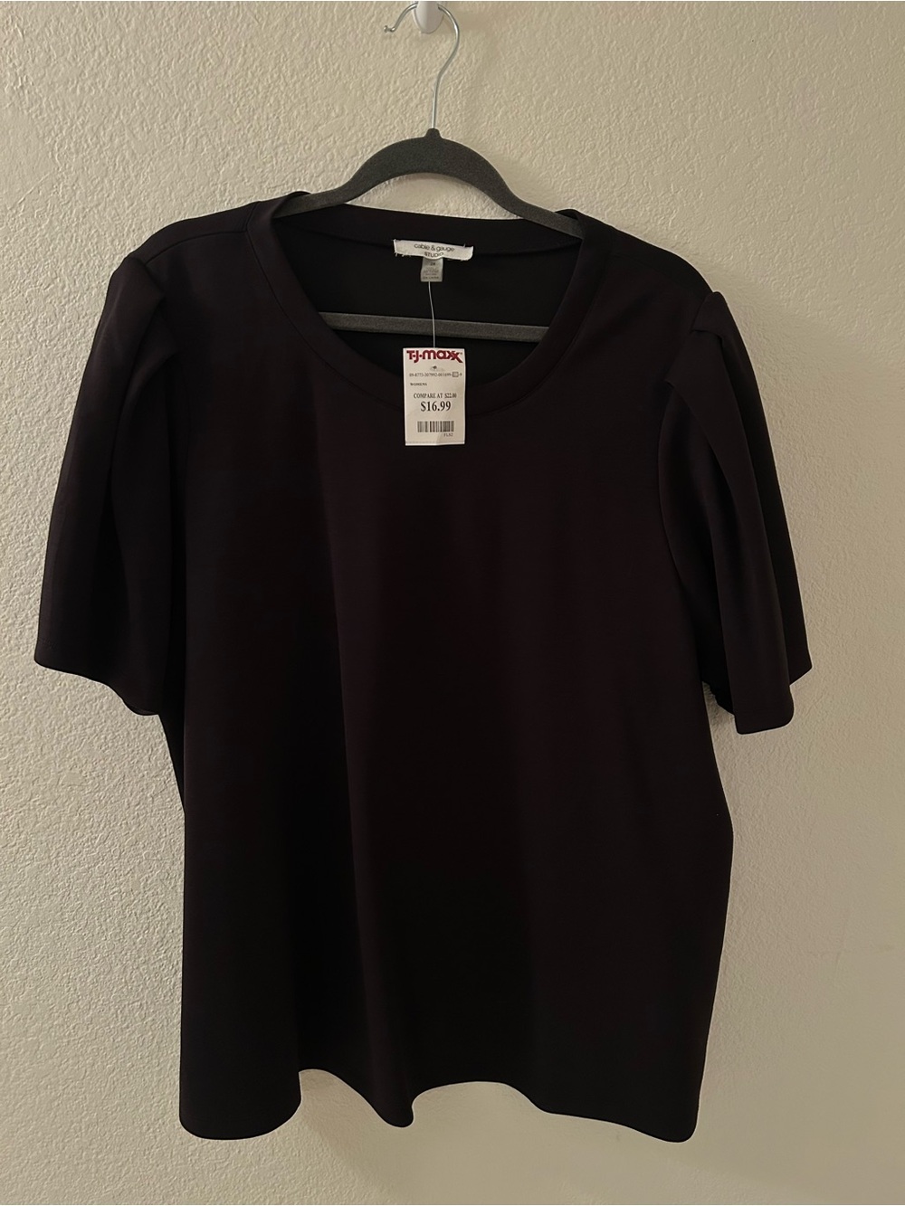 Cable & Gauge Black Short Sleeve Knit Top